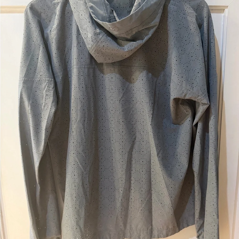 Calla Light Gray Quarter-Zip Pullover wind breaker - Picture 3 of 3